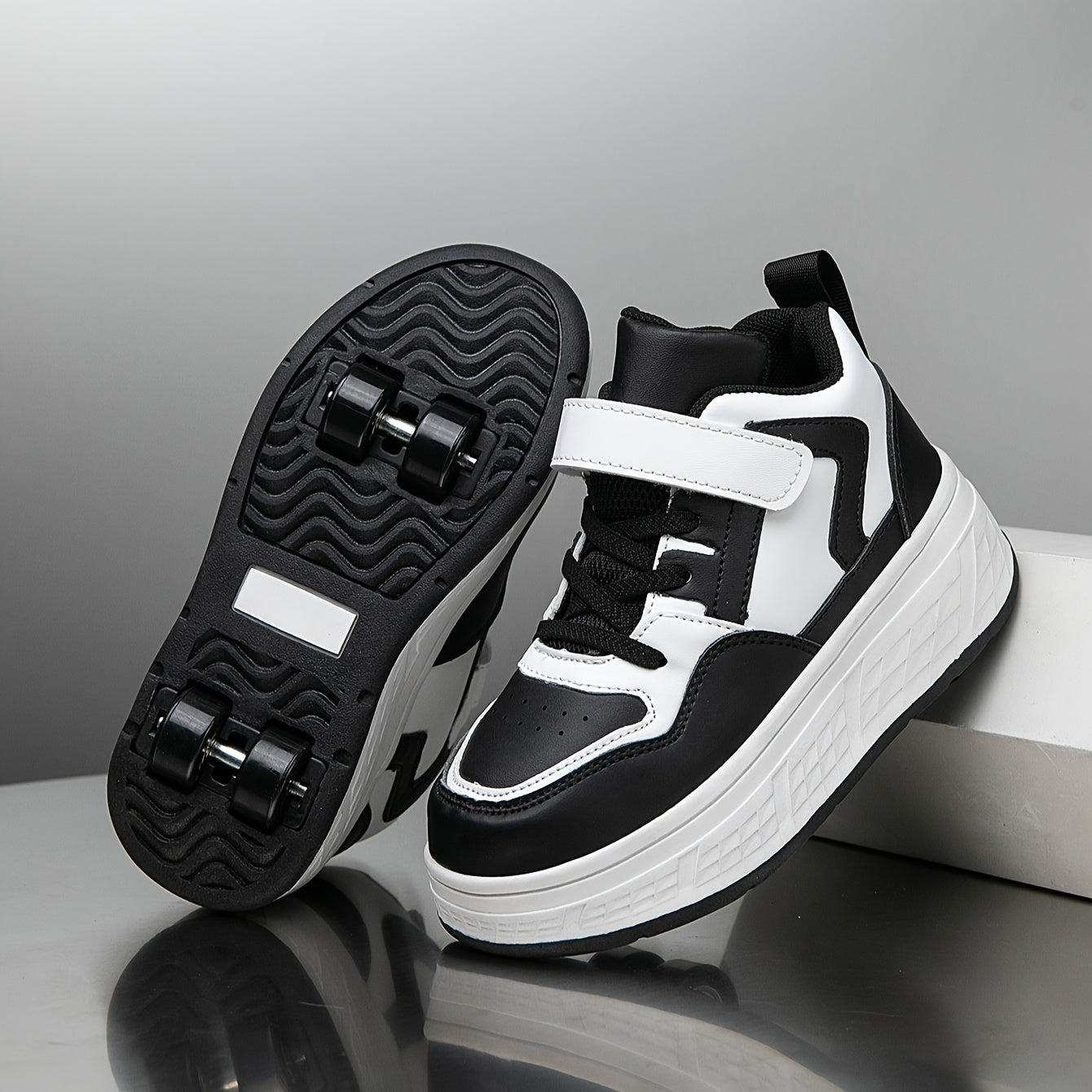 A Pair of Boys' And Girls' Sports Skate Shoes with Removable Wheels, Mid-Top Casual Stylish Sports Shoes Suitable for Indoor And Outdoor Street Style, Designed for Skating.