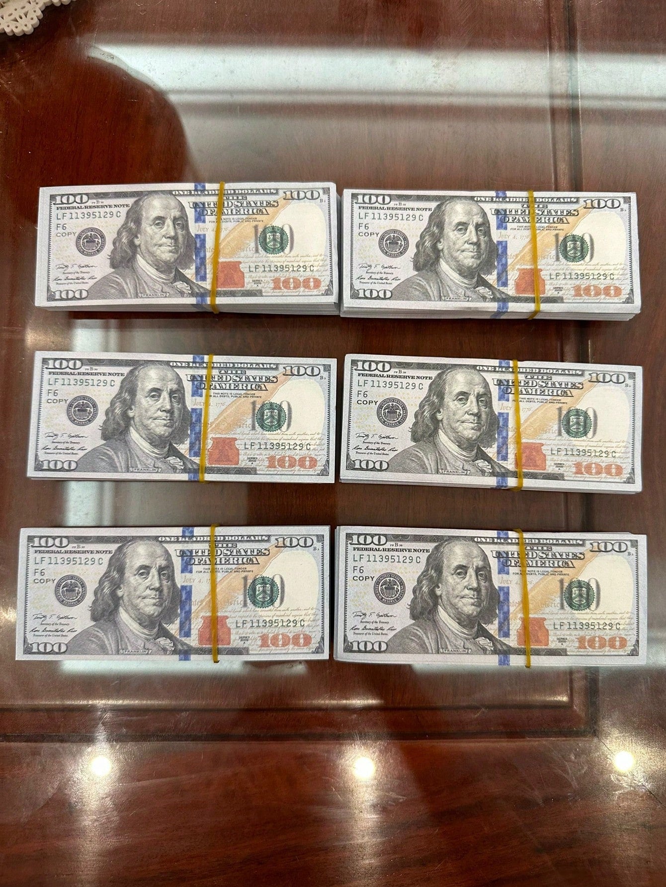 400pcs Prop Small Size Paper Money/Cash,Party Game Entertainment Educational Toy,Money Fake,Play Money,Toy Money,Prop Money,Money,Fake Money,Piggy Bank For Kids,Money Fake,Counterfeit Money 400pcs