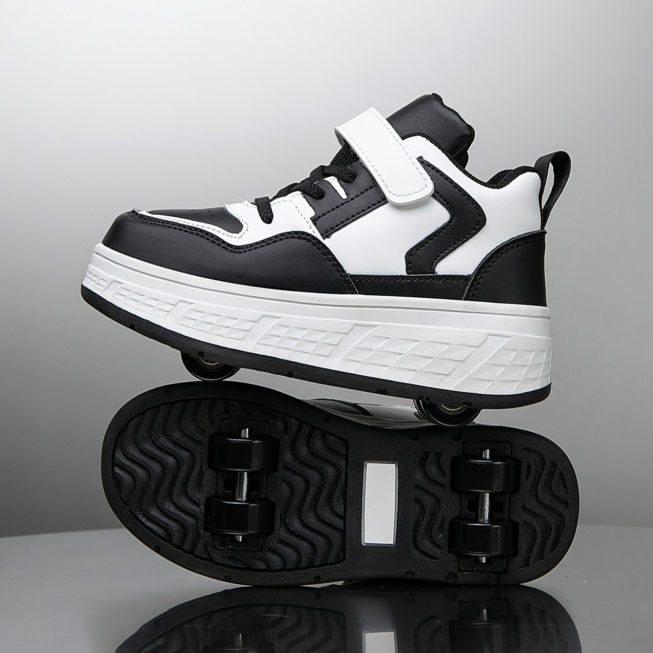 A Pair of Boys' And Girls' Sports Skate Shoes with Removable Wheels, Mid-Top Casual Stylish Sports Shoes Suitable for Indoor And Outdoor Street Style, Designed for Skating.