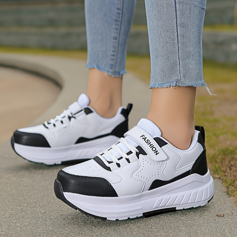 Fashionable Skate Shoes Pink & White Youth Roller Skate Shoes - Low-Top, Rotating Buckle Closure, Detachable Wheels, All-Season TPU & Fabric Construction